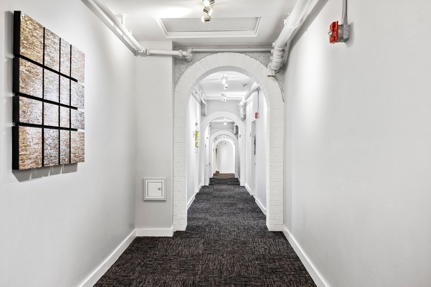 Stylish Remodeled Loft In Portlands Old Port Apartment Exterior photo